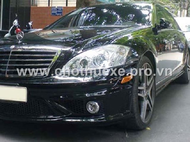 Cho thuê xe cưới VIP Mercedes S65 AMG